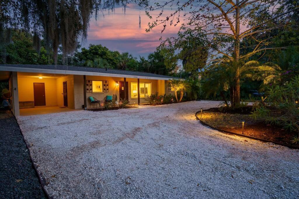 Villa Beautiful Glam Mid-Century 1 Block From Sarasota Bay With Firepit Exterior foto